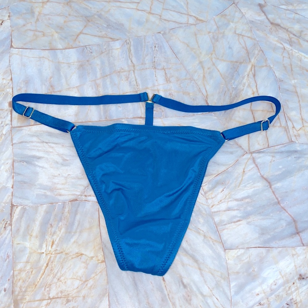 V-String Very Sexy Thong Panty Lace G-String Satin Silky No Show Seamless XSmall